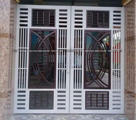 Làm cửa sắt giá rẻ tại quận 11