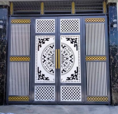 Thợ làm cửa sắt tại quận 5