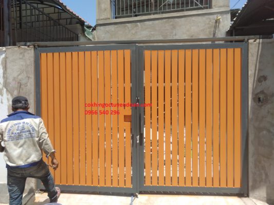Thợ làm cửa sắt tại Hóc Môn TPHCM Thợ làm cửa sắt tại Hóc Môn TPHCM