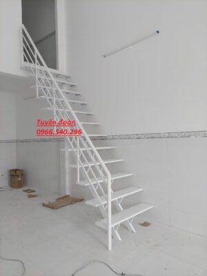 Thi công và lắp đặt cầu thang sắt tại huyện phú giáo bình dương