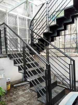 Báo giá làm cầu thang sắt tại quận 1 tphcm