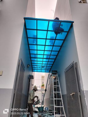 Làm mái poly nhựa tại Dĩ An Bình Dương