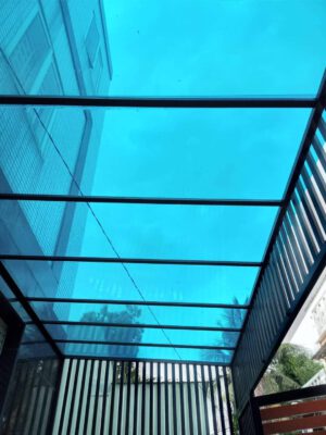 Mái che lấy sáng trước hiên