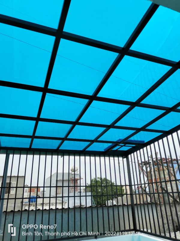 Thợ thi công mái nhựa poly tại quận Tân Bình