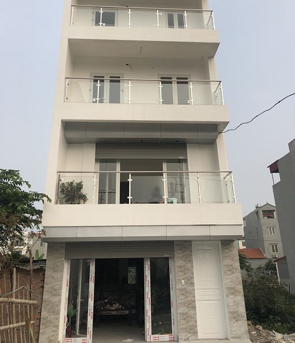 Thi công lan can kính tại Dĩ An Bình Dương