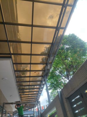 Thợ làm mái nhựa poly tại Bến Cát