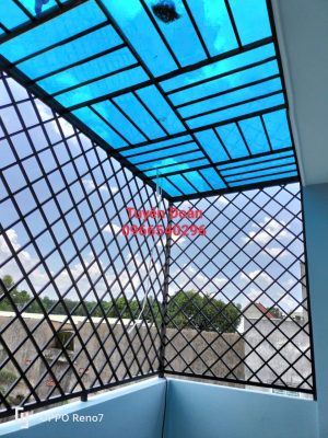 Dịch vụ làm khung bảo vệ sân thượng tại Thủ Đức